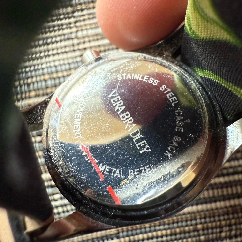 Vera Bradley Watch Women  Silver Tone Interchangeable‎ Band Needs New Battery